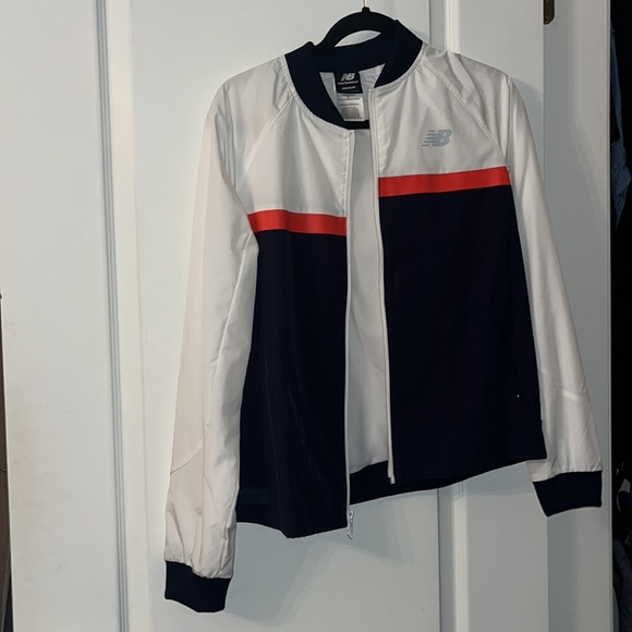 NEW BALANCE JACKET - Picture 1 of 5